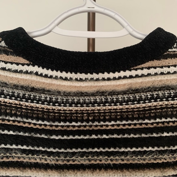 Laura Contrast Trim Textured Striped Cardigan Sweater, Size Small - Picture 7 of 11